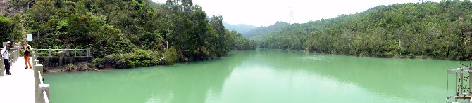 P7100076-1.JPG (610600 bytes)