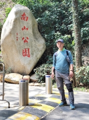 Thumbnail of pic_Kwok_Lam_051.jpg