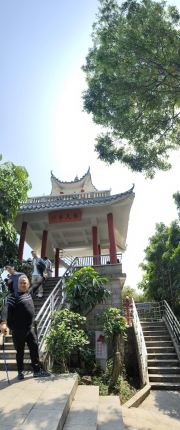 Thumbnail of pic_Kwok_Lam_102.jpg