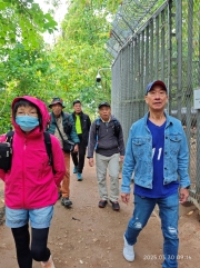 Thumbnail of pic_XF_Liu_008.jpg