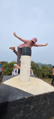 Thumbnail of pic_CW_Ho_003.jpg