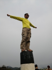 Thumbnail of pic_Lee_Woo_003.jpg