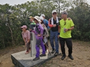 Thumbnail of pic_Lee_Woo_009.jpg