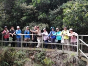 Thumbnail of pic_Lee_Woo_018.jpg