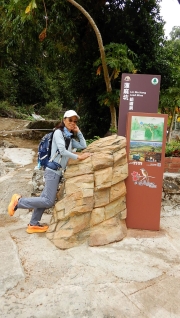 Thumbnail of pic_CW_Ho_064.JPG
