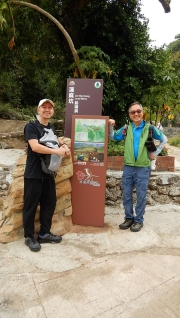 Thumbnail of pic_CW_Ho_068.JPG