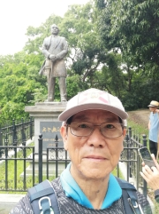 Thumbnail of pic_Lee_Woo_004.jpg
