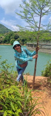 Thumbnail of pic_Cindy_Tse_011.jpg
