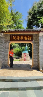 Thumbnail of pic_Derek_Wong_056.jpg