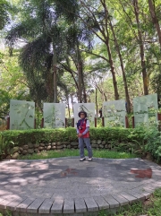 Thumbnail of pic_Szeto_074.jpg