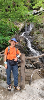 Thumbnail of pic_Derek_Wong_010.jpg