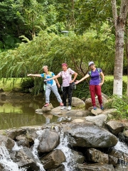 Thumbnail of pic_Derek_Wong_087.jpg