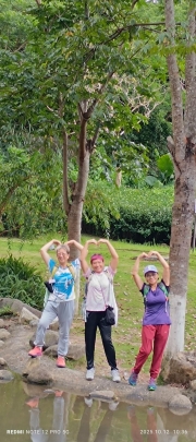 Thumbnail of pic_Mingle_Tam_019.jpg