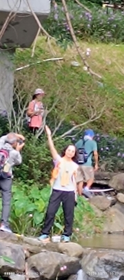 Thumbnail of pic_Mingle_Tam_020.jpg