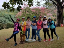 PB300033.jpg (518080 bytes)