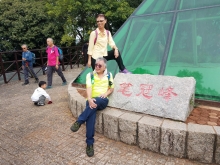 PB300049.jpg (545503 bytes)