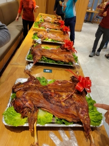 PB300076.jpg (409857 bytes)