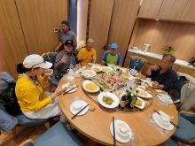 PB300090.jpg (341700 bytes)