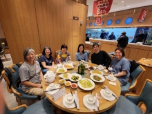 PB300095.jpg (355642 bytes)