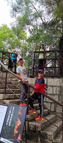 Thumbnail of pic_Mingle_Tam_019.jpg