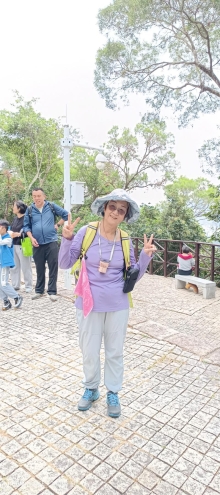 Thumbnail of pic_Mingle_Tam_024.jpg