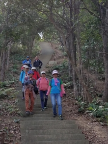 PC140049.jpg (351211 bytes)