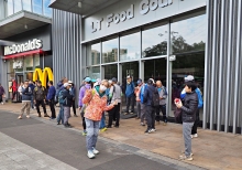 Thumbnail of pic_Lee_Shing_001.JPG