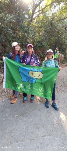 Thumbnail of pic_Mingle_Tam_002.jpg