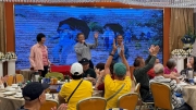 Thumbnail of pic_CL_Yip_173.jpg