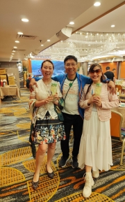 Thumbnail of pic_Kwok_Lam_146.jpg