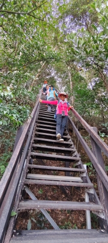 Thumbnail of pic_Derek_Wong_040.jpg