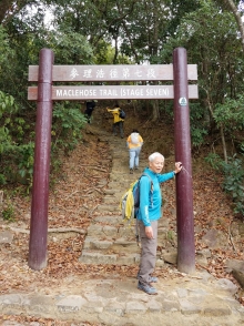 P2010047.jpg (625956 bytes)