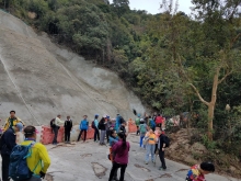 P2010053.jpg (471875 bytes)