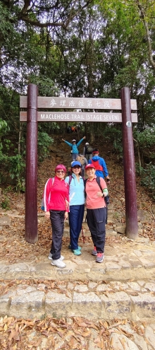 Thumbnail of pic_Derek_Wong_050.jpg