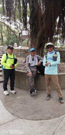 Thumbnail of pic_Lee_Woo_013.jpg