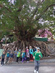 Thumbnail of pic_WaiG_011.jpg