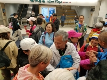 P2190012.jpg (300916 bytes)