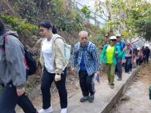 P2190052.jpg (559944 bytes)