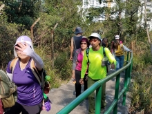 P2190105.jpg (489571 bytes)