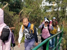 P2190107.jpg (498248 bytes)