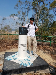 P2190115.jpg (534656 bytes)