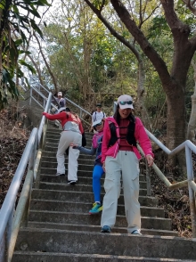 P2190119.jpg (457848 bytes)