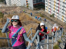 P2190122.jpg (449608 bytes)