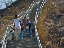 P2190124.jpg (400765 bytes)