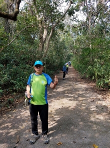 P222002.jpg (696577 bytes)