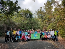 P222007.jpg (674446 bytes)