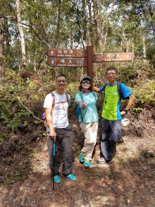 P222013.jpg (787819 bytes)