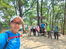 Thumbnail of pic_WaiG_012.jpg