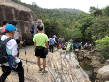 P3290098.JPG (556768 bytes)