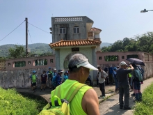 P4190011.JPG (344551 bytes)